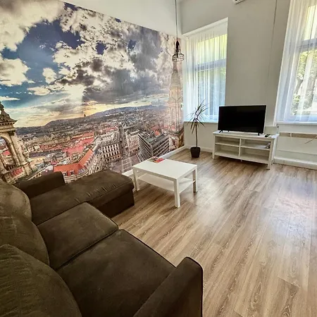 Apartament Pearl *